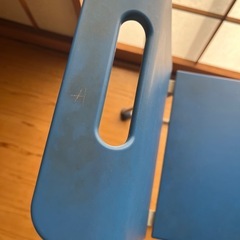子ども用椅子の画像