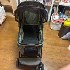 ピッコロカーネ製ペット用バギーの画像