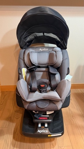 取引中【美品】アップリカ クルリラ プレミアム（ISOFIX・シートベルト両用）