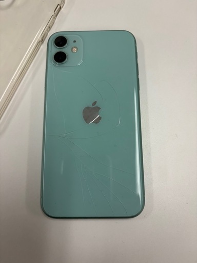 iPhone11 64GB 背面割れあり