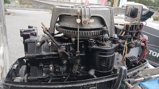 トーハツ船外機30馬力値下げしました。