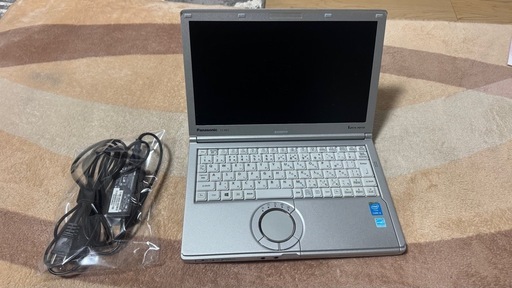 Panasonic Let’s note ノートパソコンです。
