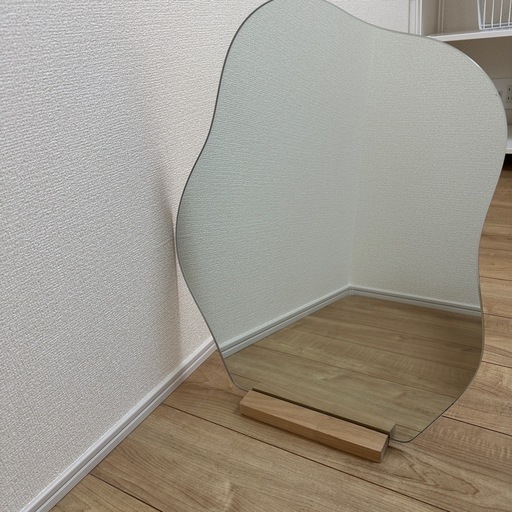 ウェーブミラー　卓上鏡　スタンド付き