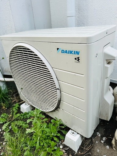 【引取先決定】ダイキン 製ルームエアコン Eシリーズの室内機＋室外機セット