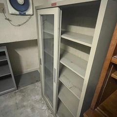 スチールラックの画像