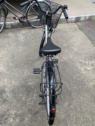 グレーの自転車