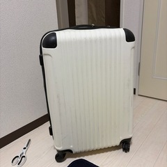 24インチスーツケースの画像