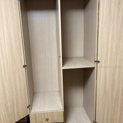 クローゼット　収納家具　古家具　レトロの画像