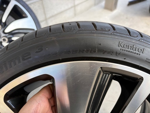 【取引先決定】　軽自動車サイズ　スイフト純正16インチ　165/45R16