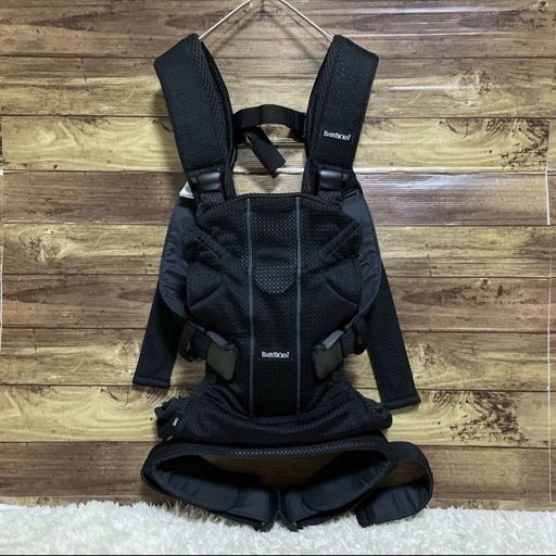 美品 BABYBJRN ONE KAI Air 抱っこひも ブラック メッシュ