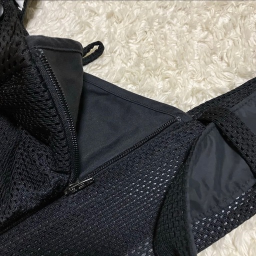 美品 BABYBJRN ONE KAI Air 抱っこひも ブラック メッシュ