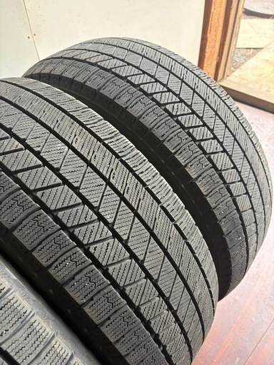 225/60/17冬VRX3