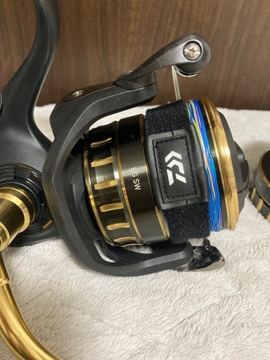中古美品　Daiwa ダイワ BG SW 18000 変スプール付き