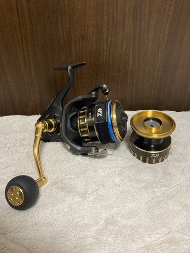 中古美品　Daiwa ダイワ BG SW 18000 変スプール付き