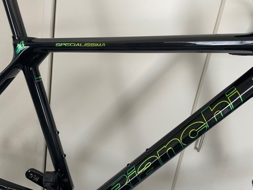 美品ビアンキ BIANCHI スペシャリッシマ 2022年モデル　53サイズ