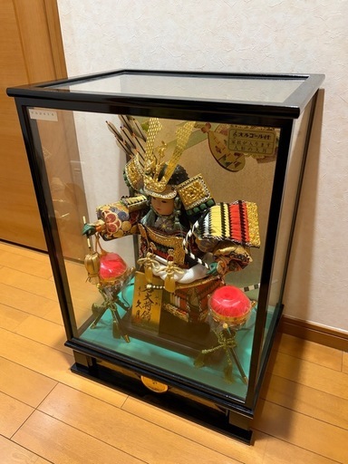 五月人形 武者人形 鎧兜 ガラスケース オルゴール付 弓太鼓 豪華飾り 美品