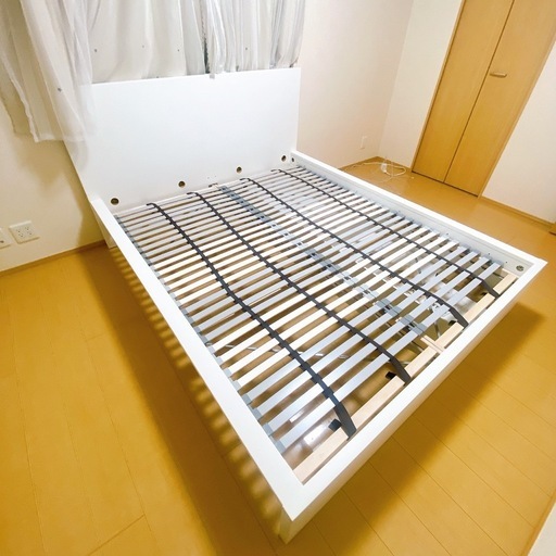 IKEA　クイーンベッド