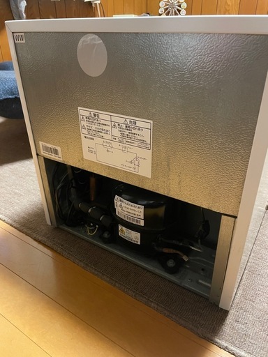ヤマダ電機　ノンフロン　小型冷蔵庫　卓上