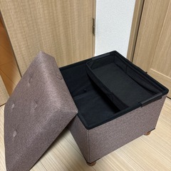 スツールの画像