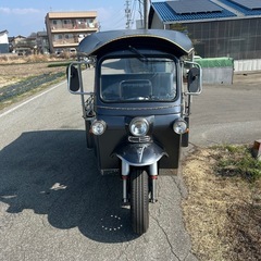 トゥクトゥク　車検取立ての画像