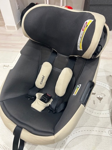 【美品･人気色】combi TheS チャイルドシート ZB-690