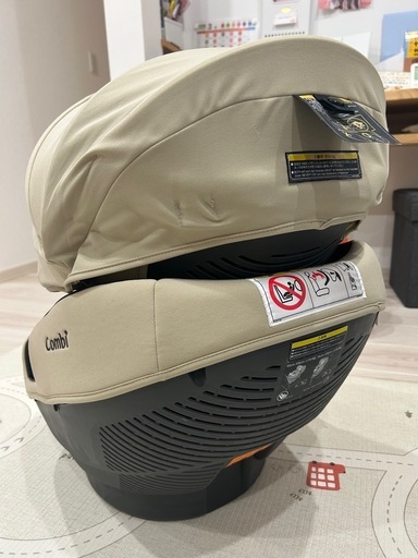 【美品･人気色】combi TheS チャイルドシート ZB-690