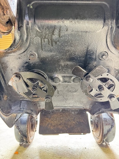 動作確認済み）☆スパイダーモアSP851自走式芝刈り機4WD。エンジンOK