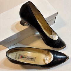 銀座かねまつ パンプス 23.5cmの画像