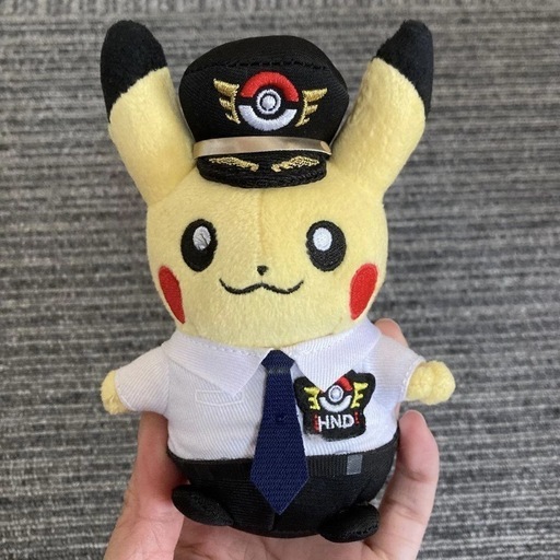 ポケモン ★ パイロットピカチュウ　羽田空港　ぬいぐるみ　マスコット　人気
