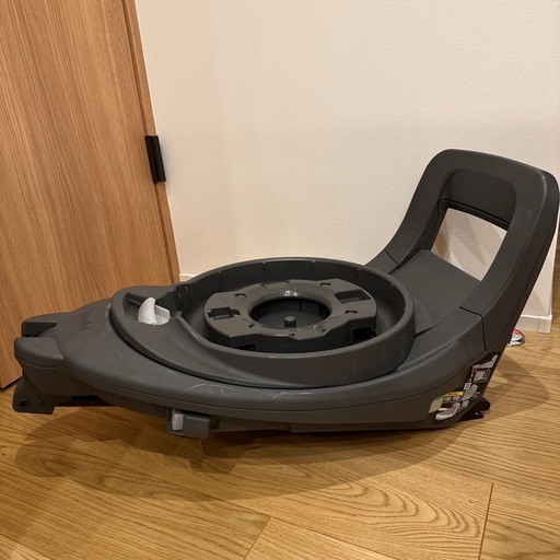 子供用品 ベビー用品 チャイルドシート　コンビ　combi the s専用のせかえベース