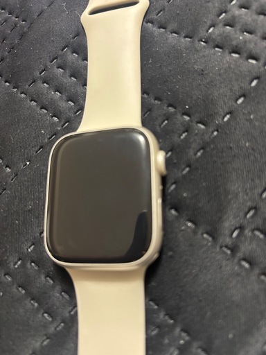 Apple Watch Series 7（GPSモデル）- 45mmスターライトアルミニウムケースとスターライトスポーツバンド - レ