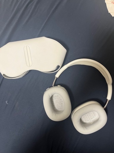 AirPodsMax
