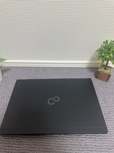 美品-富士通U9310/E 第10世代 i5☆SSD 256GB☆メモリ16GB☆ 指紋認証 Win 11 Office 2024