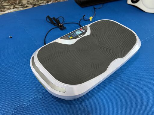 ALINCO 3D振動マシン バランスウェーブビート FAV3218GO アームバンド付 3D振動マシン バランスウェーブ ビート FAV3218GO (新品)