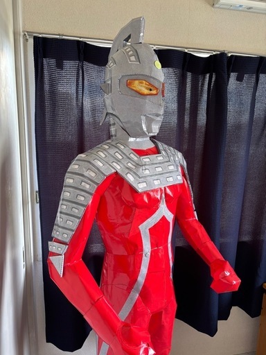 等身大 ウルトラセブン  ペーパークラフト完成品 ニス仕上げ 178㎝1.1kg