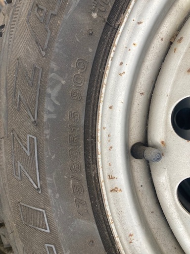 タイヤ・スタッドレス