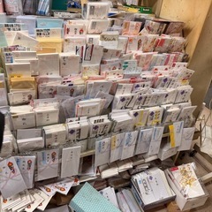 書類などのディスプレイ什器【木製】商品なしの画像