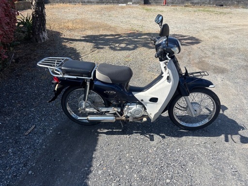 1263.スーパーカブ110 JA10 社外マフラー　バイク　小型　110cc 車体　埼玉