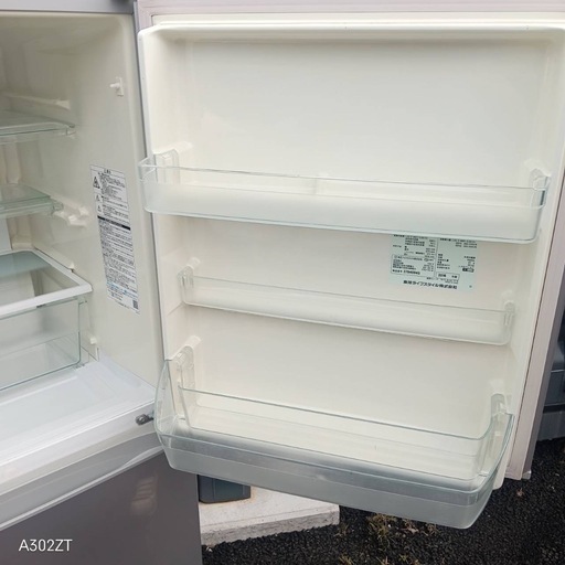 K3L8g2 送料設置無料　東芝　自動製氷機能付き大型冷蔵庫　330L