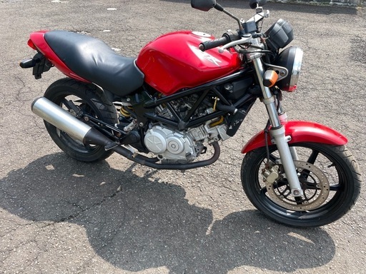 ホンダ　vtr250 不動　書類有り　
レストアベース