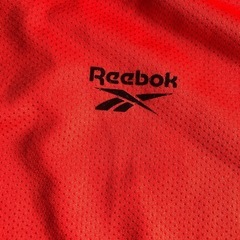 Reebokシャツの画像