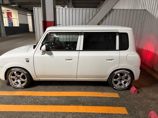 ほぼ新品ステルスレーシングタイヤホイールセット
