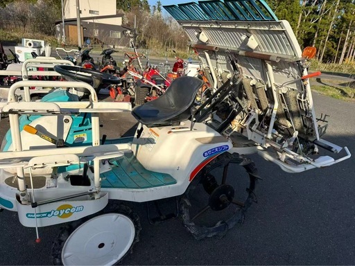 クボタ4条田植え機ジャンク品