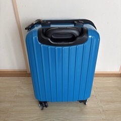 キャリーバッグ　機内持ち込み最大サイズの画像