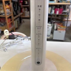 東芝 扇風機 F-LR5 ホワイト2013年製 リモコン付き 動作確認済み ③の画像