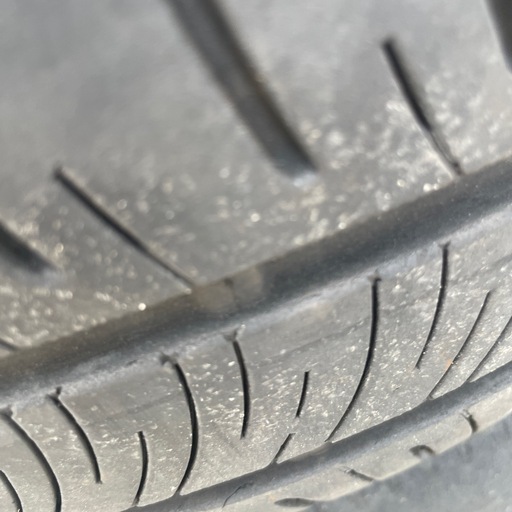 車のパーツ 195/65R15