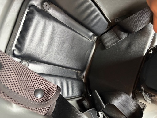 CONBI   ギュット　フロントチャイルドシート