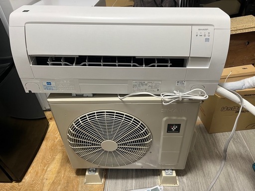 【2025年製・美品】シャープ ルームエアコン プラズマクラスター（6畳用）