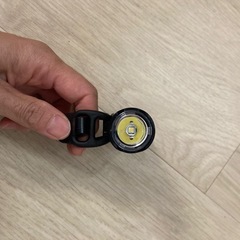 自転車につけるライトの画像