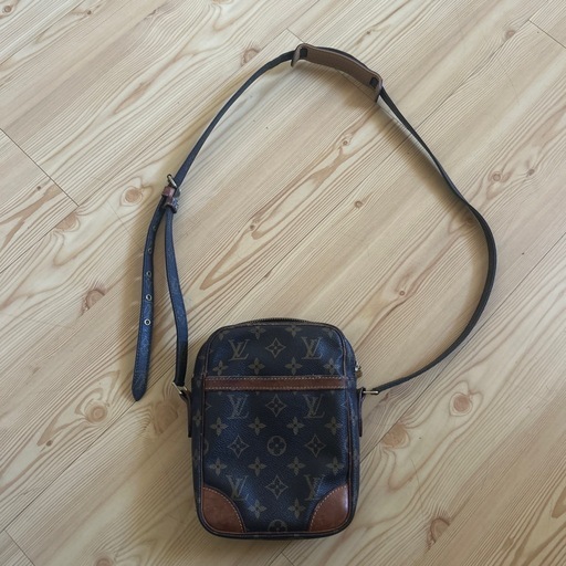 　[正規品]　VUITTON バック